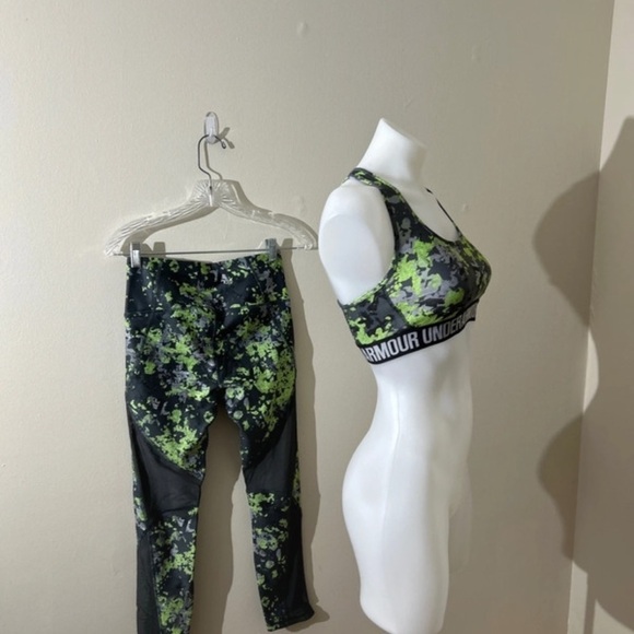 (NWT) Under Armour Gym Leggings & Sports Bra in Gray/Lime, Medium - Picture 11 of 16